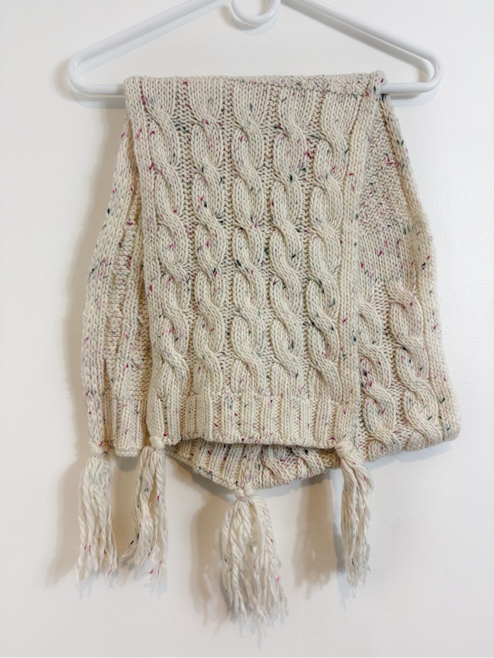 Hollister Confetti Cable Knit Tassel Winter Scarf